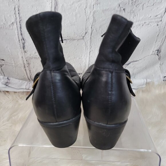 CLARKS Womens 9 Ingalls Dover Leather Black Heeled‎ Booties Comfort Ankle Boots - Picture 8 of 11